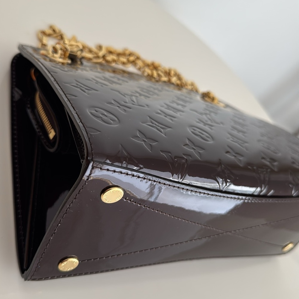 Louis Vuitton *LIKE NEW* Vernis Leather Amarante MM Virginia Bag with Gold Chain - Picture 6 of 16